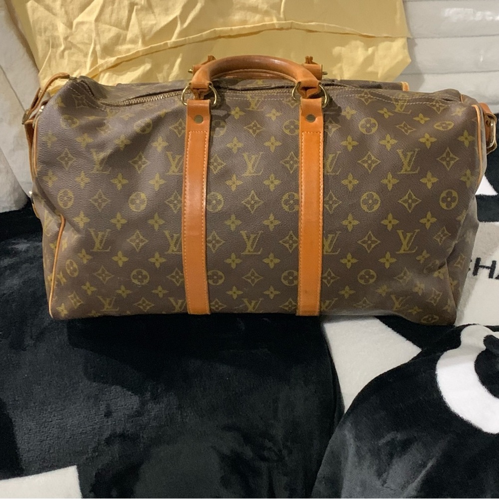 Louis Vuitton Weekender - Picture 2 of 15
